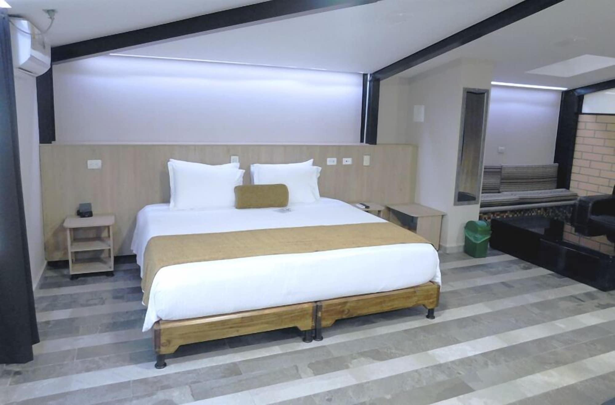 Hotel Provenza Garden Medellin Exterior photo