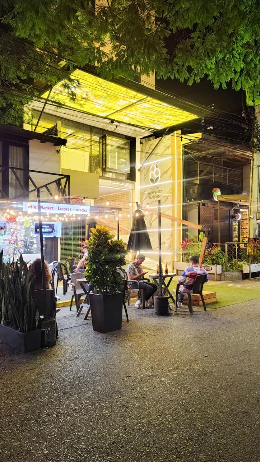 Hotel Provenza Garden Medellin Exterior photo